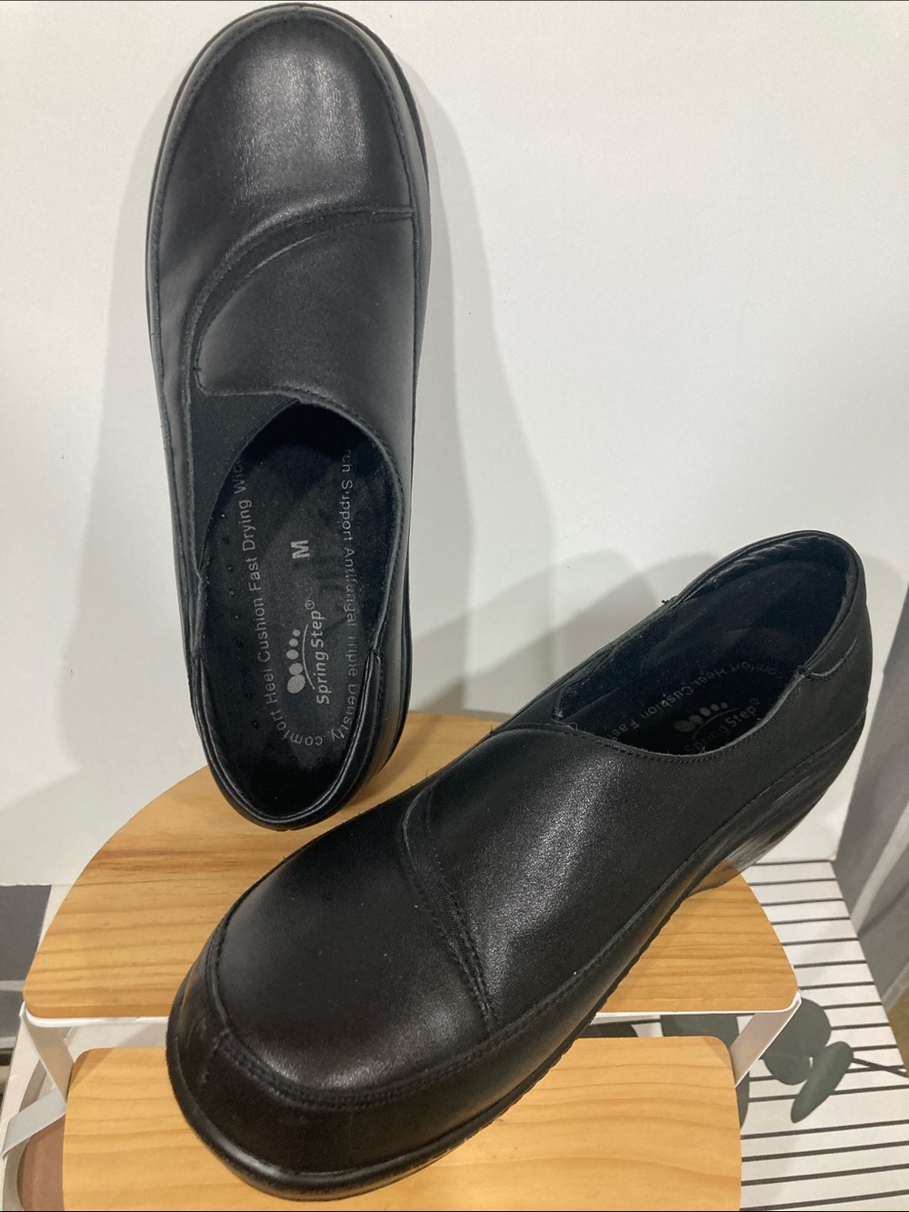SPRING STEP Professional Manila Leather Clogs Slip On Comfort Work Shoes Sz 8.5
